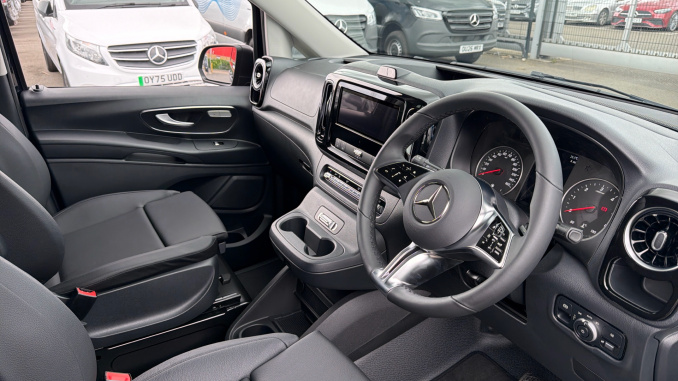 Mercedes-Benz Vito L2 Diesel Rwd 119CDI Select Crew Van 9G-Tronic - Image 19